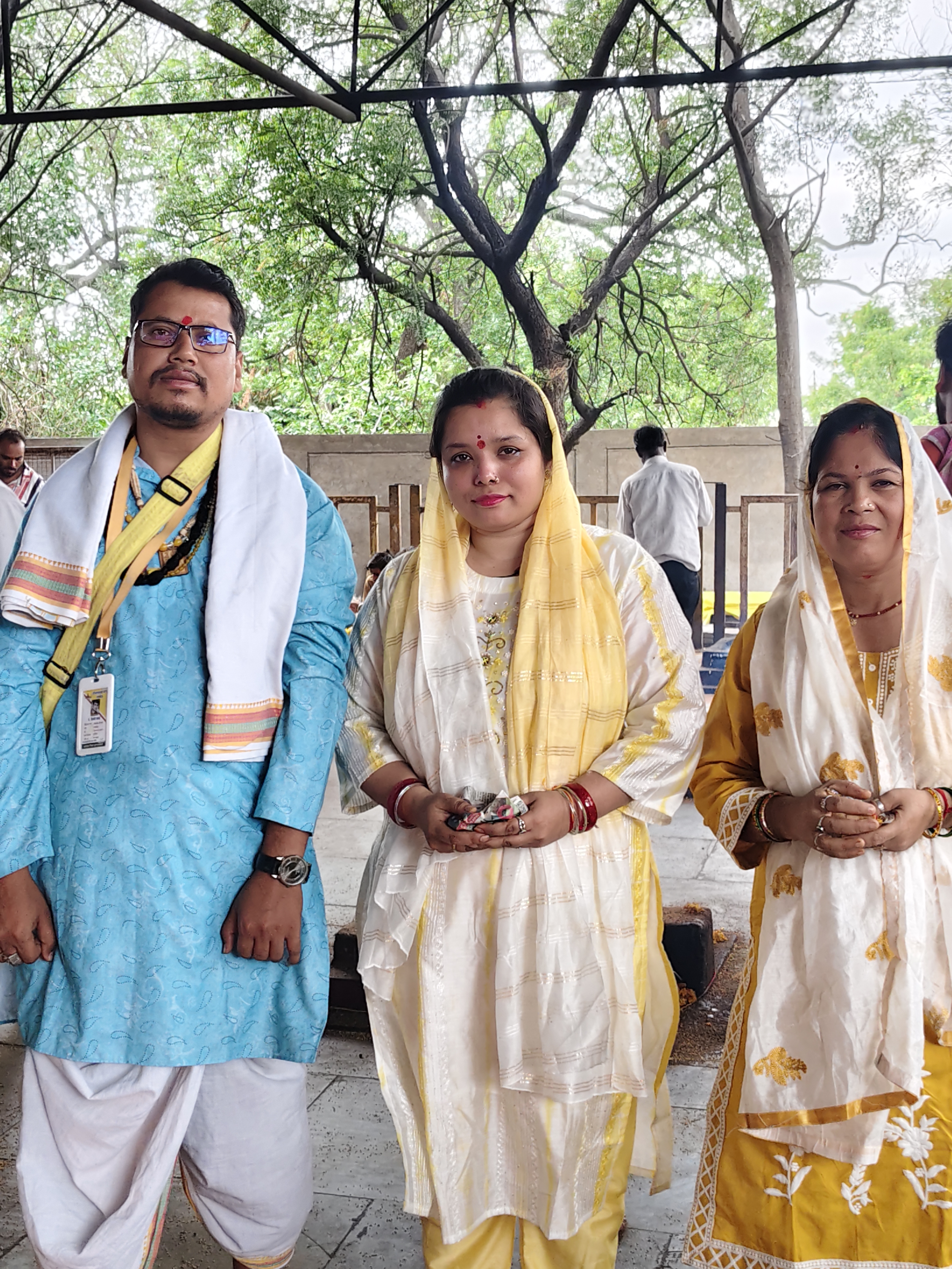 आकर्षण शक्ति वृद्धि पूजा - पंडित मनीष शर्मा द्वारा